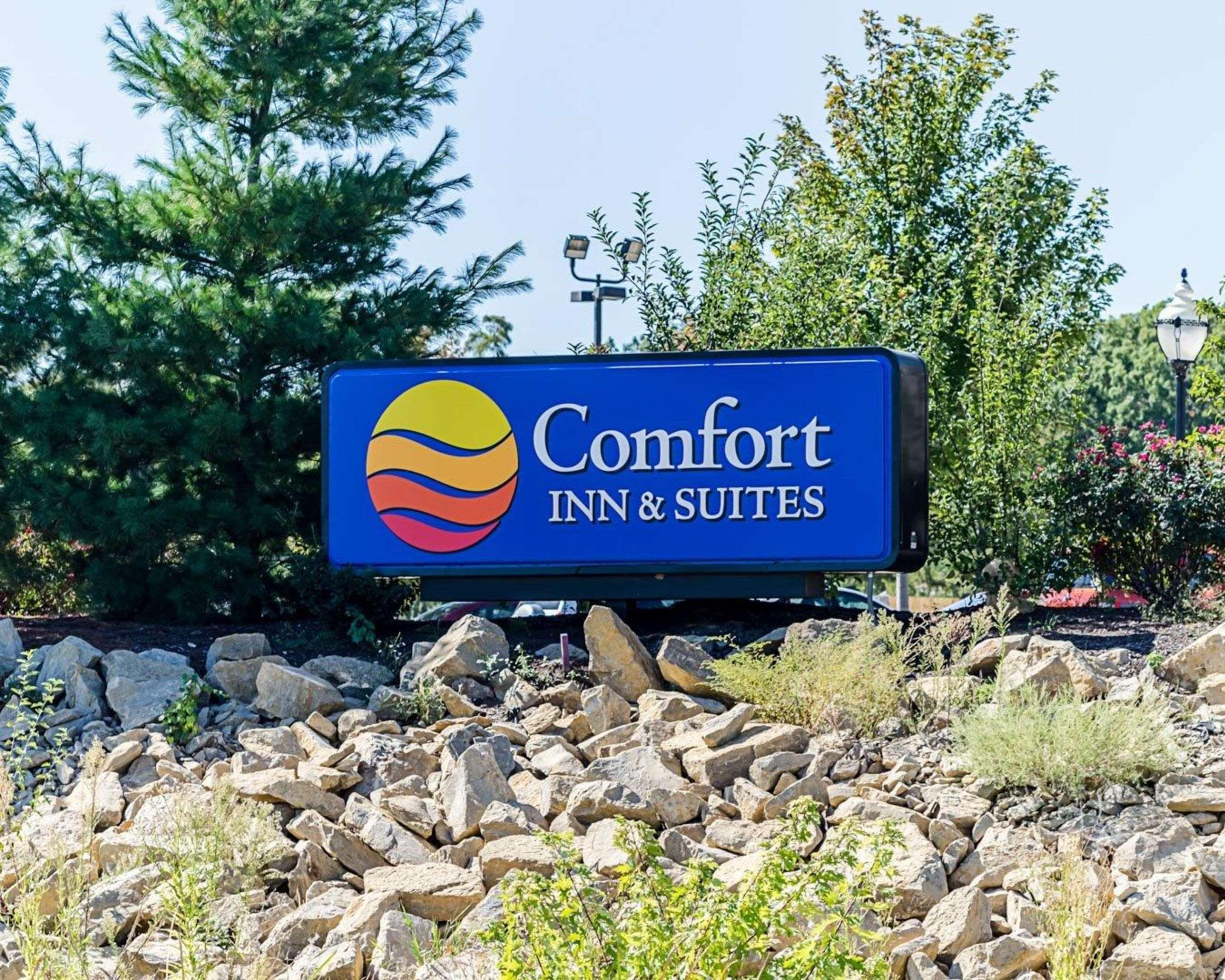 Comfort Inn & Suites Lawrence - University Area מראה חיצוני תמונה