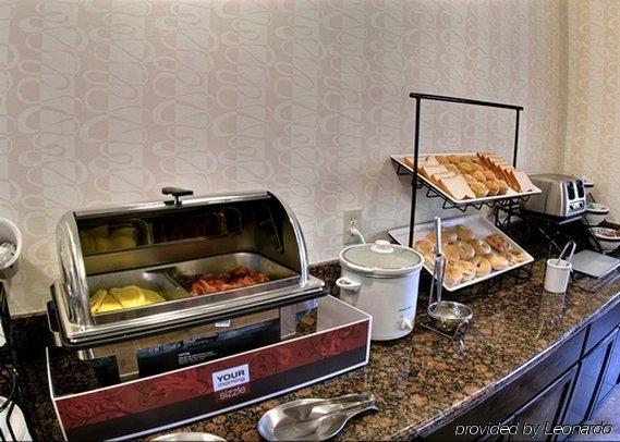 Comfort Inn & Suites Lawrence - University Area מסעדה תמונה